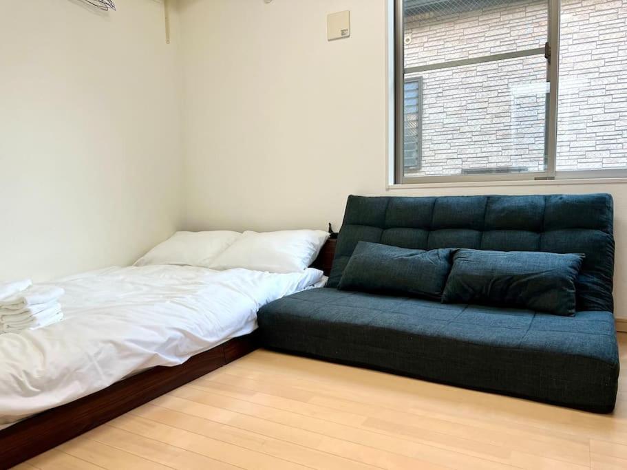 Apartment グレイシャス東新宿 東新宿駅徒歩4分 新大久保駅徒歩7分 新宿駅徒歩15分 歌舞伎町すぐ近く 美味しい韓国料理屋多数あります