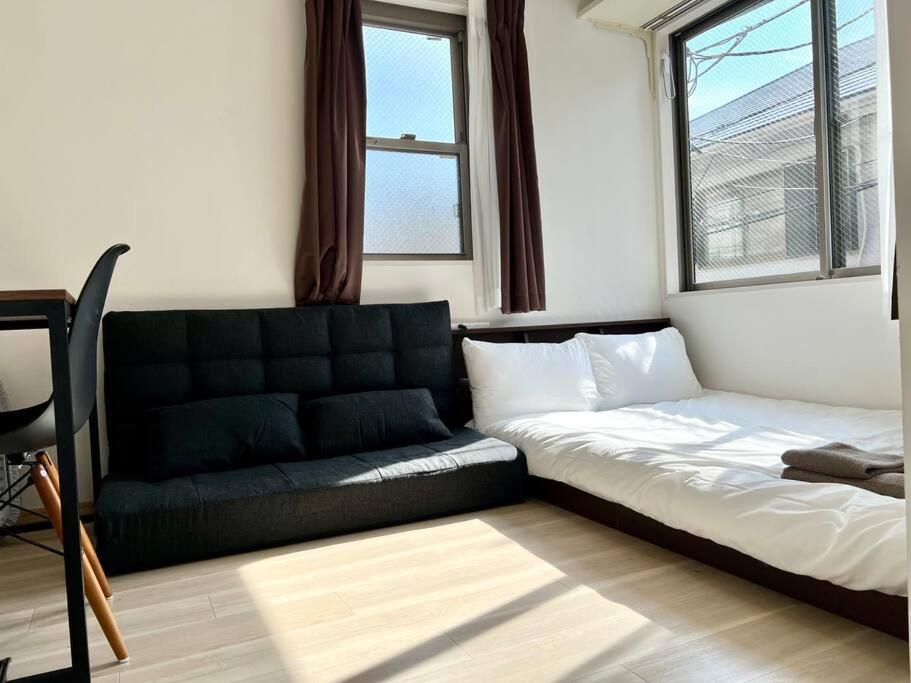 Apartment グレイシャス東新宿 東新宿駅徒歩4分 新大久保駅徒歩7分 新宿駅徒歩15分 歌舞伎町すぐ近く 美味しい韓国料理屋多数あります Tokyo