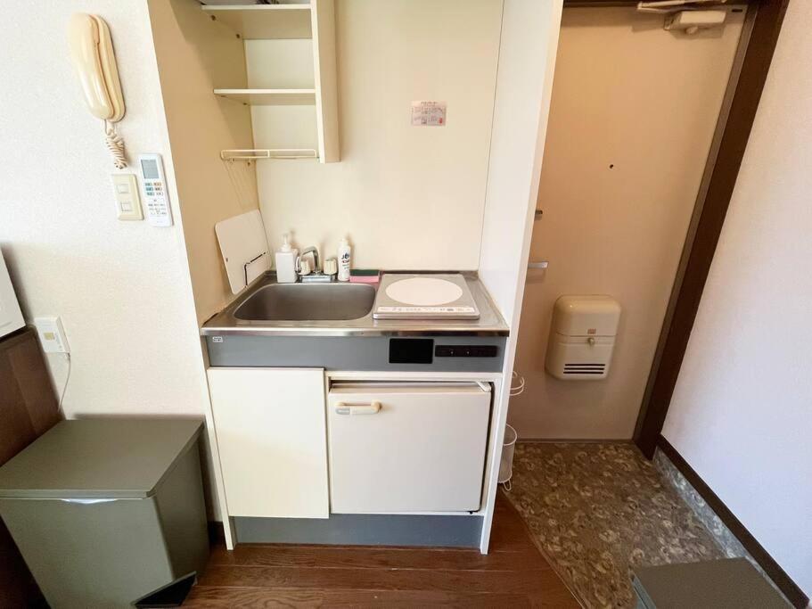 弥生町1丁目202 Apartment Tokyo