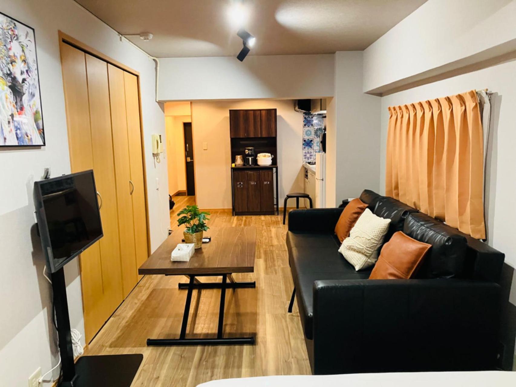 B-shinjuku Hana Luxury House Tokyo