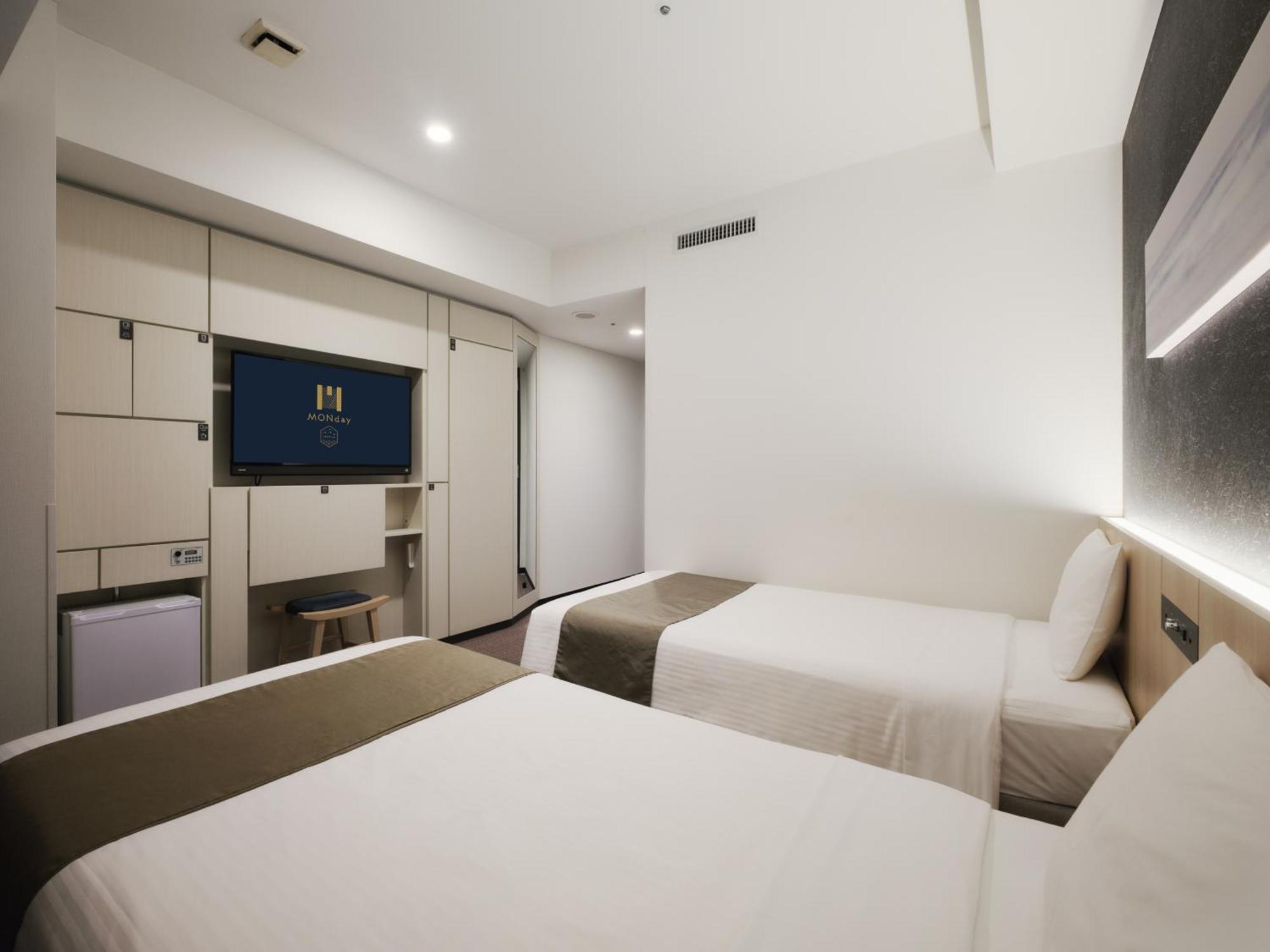 Monday Premium Toyosu Hotel 3*