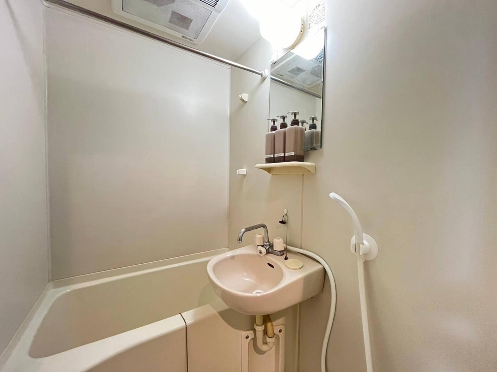 Apartment Amika First102 Af12 Tokyo