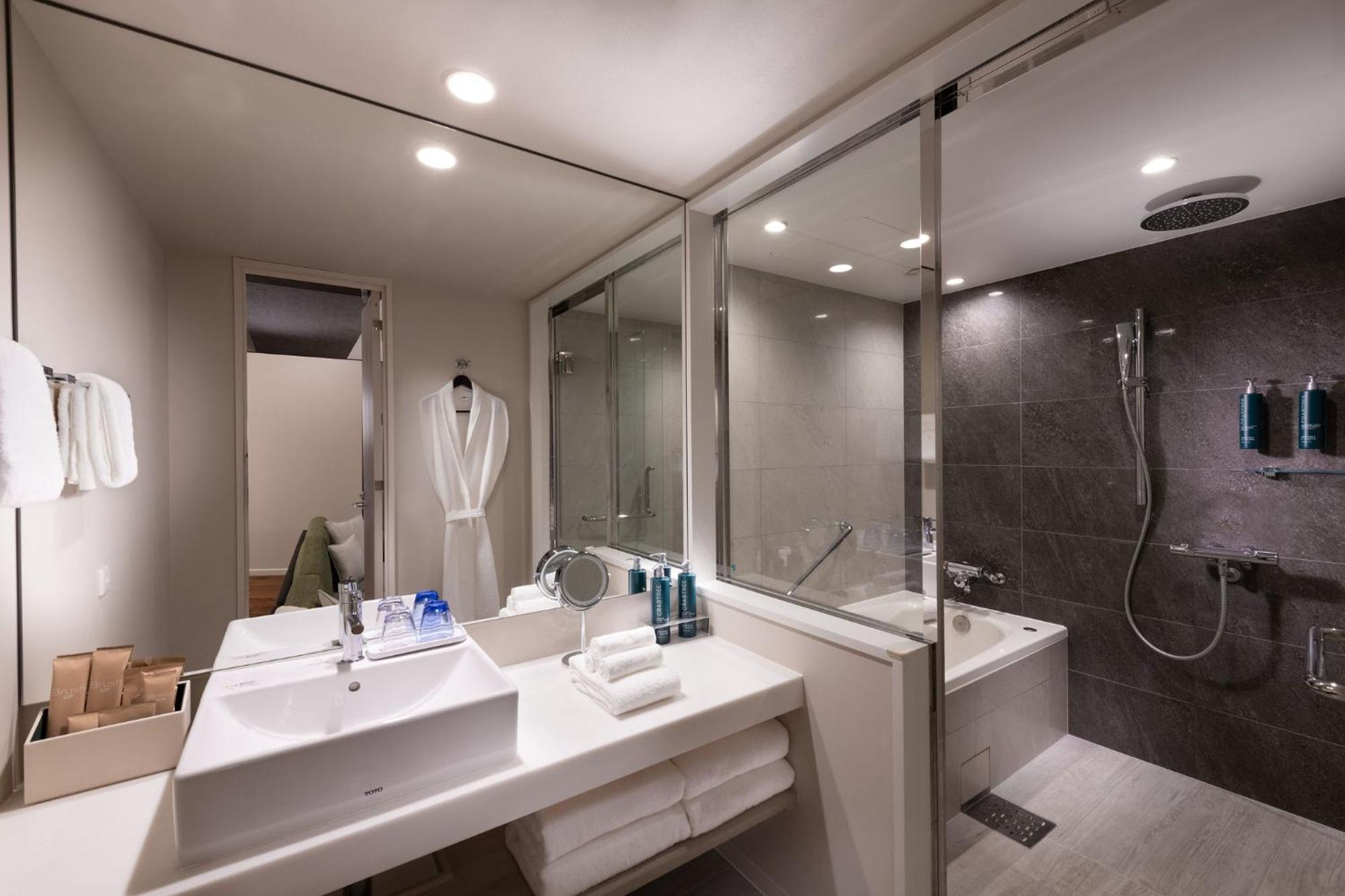 Doubletree By Hilton Ariake Hotel 4*