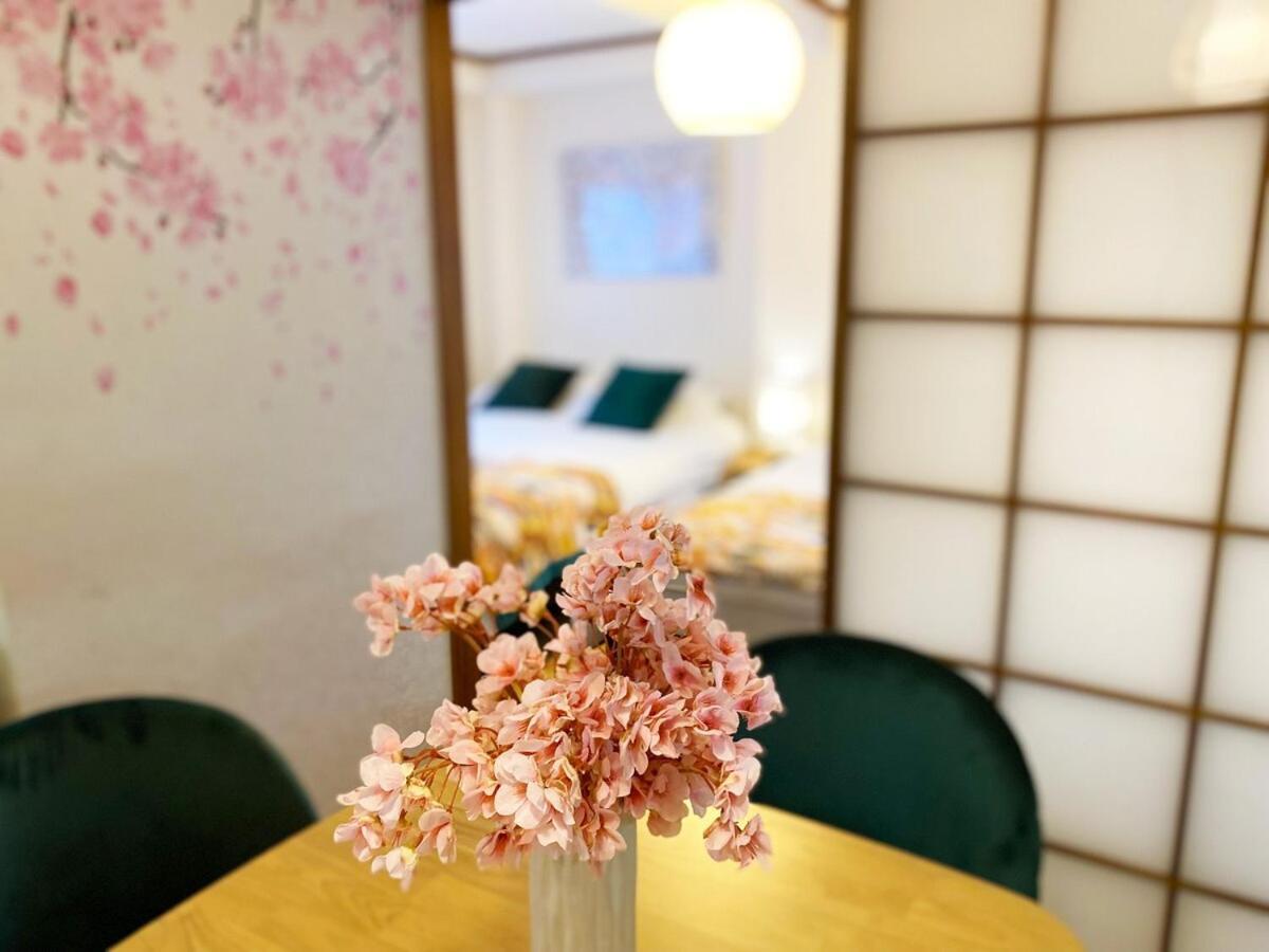 1min Walk To Sta, Many Food, Near Shibuya And Hnd * Tokyo