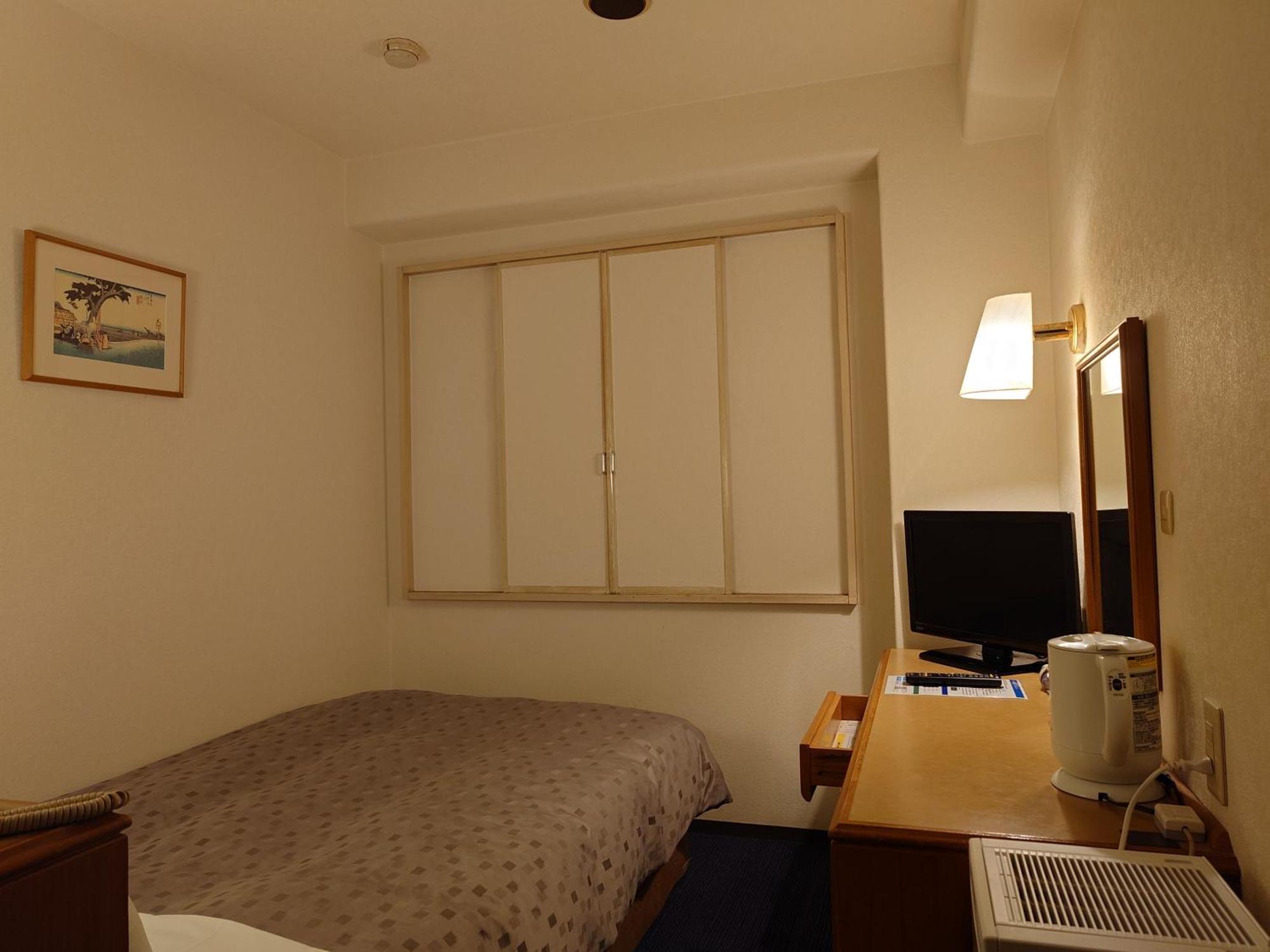 Smile Shinkoiwa Hotel