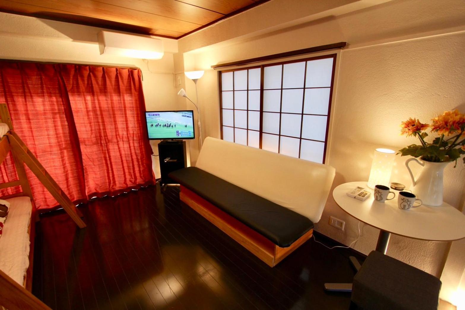 Apartment Jujo Sanyo Mansion