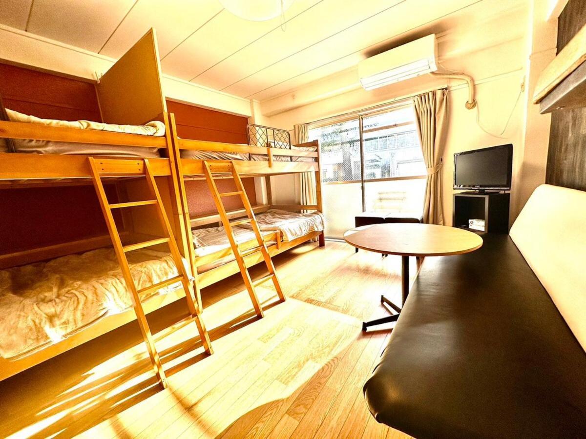 Apartment Jujo Sanyo Mansion *