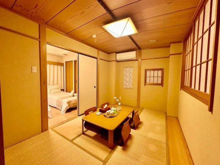 Apartment Tsukiji Station 2min, Direct Access, Checkhostprofile, Japanese Tokyo