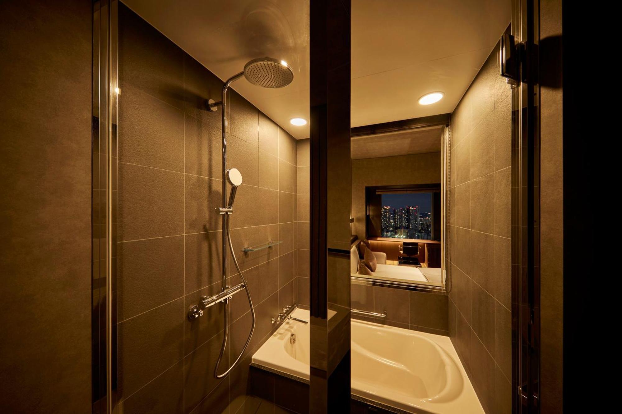 The Royal Park Iconic Shiodome Hotel Tokyo