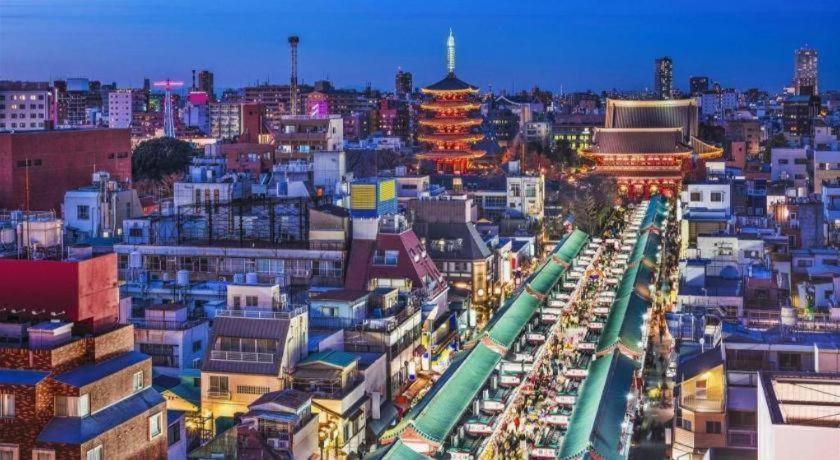 Akai * Tokyo