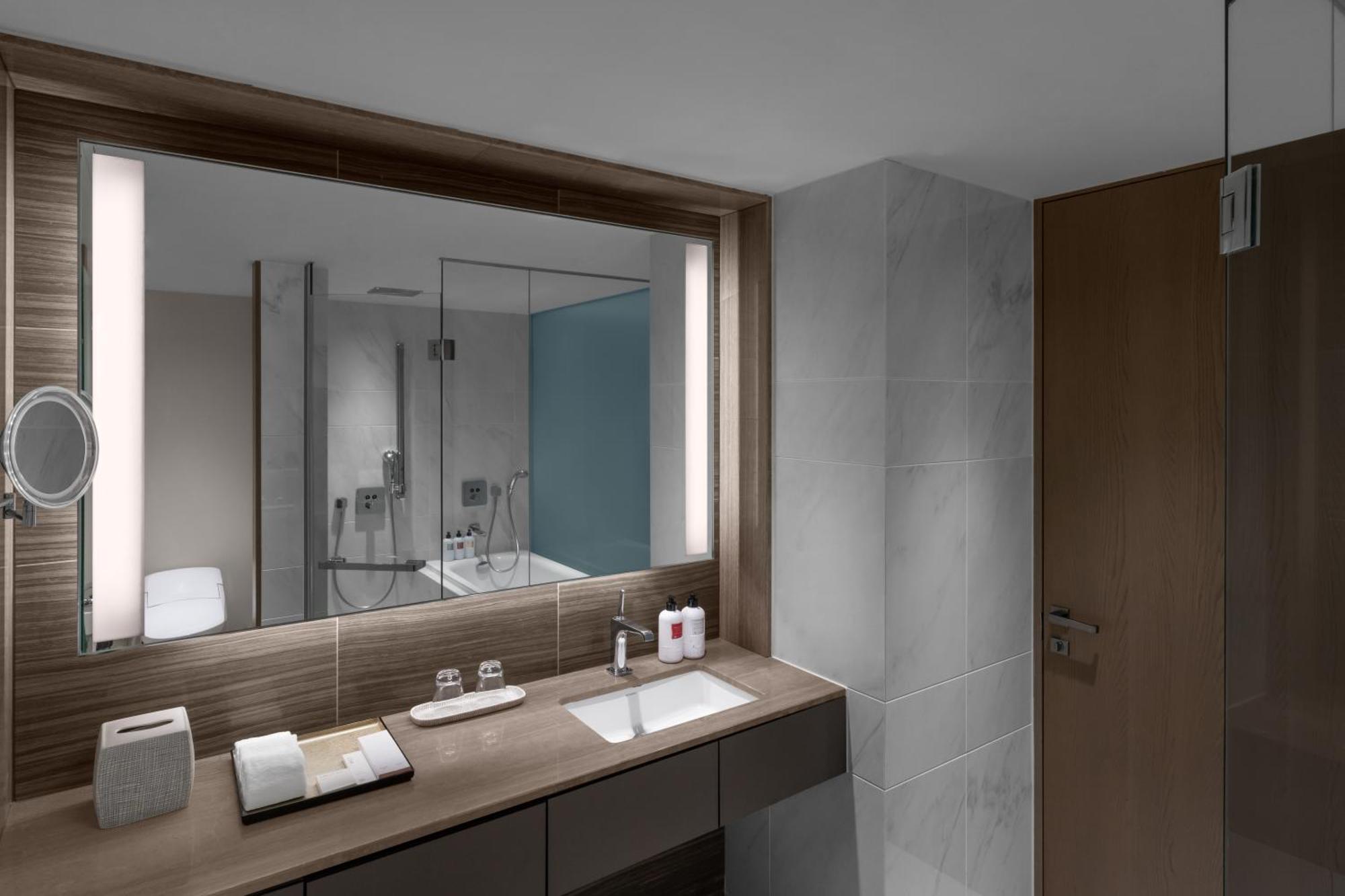 Ana Intercontinental By Ihg Hotel Tokyo