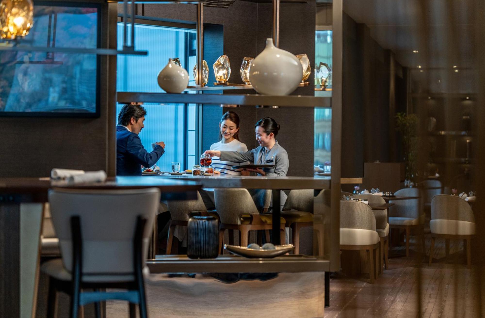 Ana Intercontinental By Ihg Hotel 5*