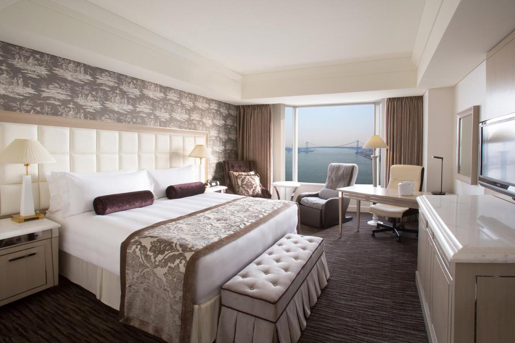 Intercontinental Bay By Ihg