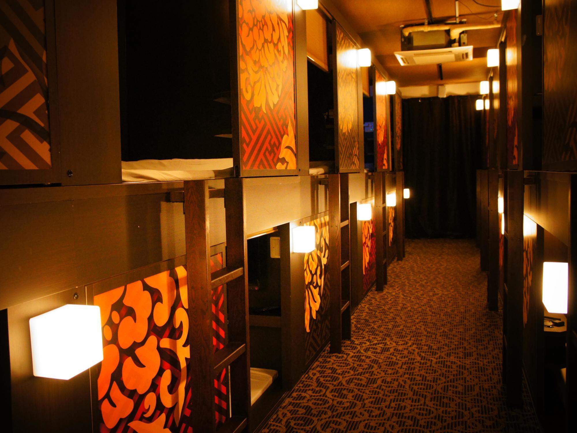 Capsule hotel Centurion Cabin & Spa 2*