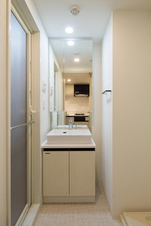 Apartment C'est Joli Ikegami Tokyo