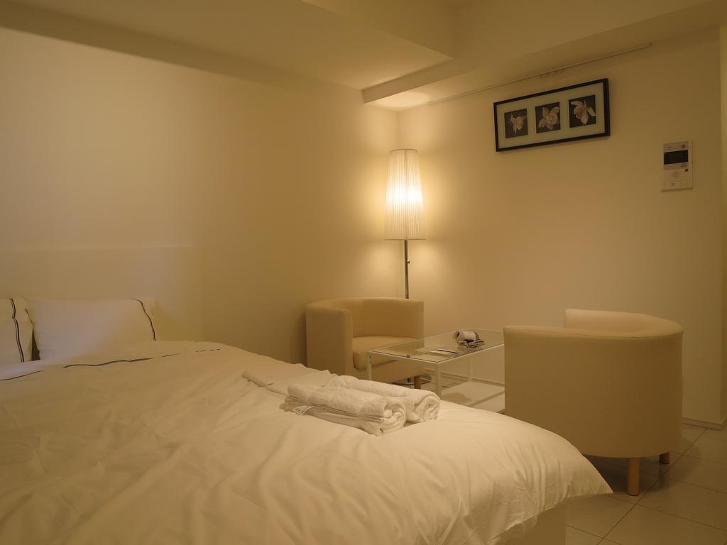 Apartment C'est Joli Ikegami Tokyo