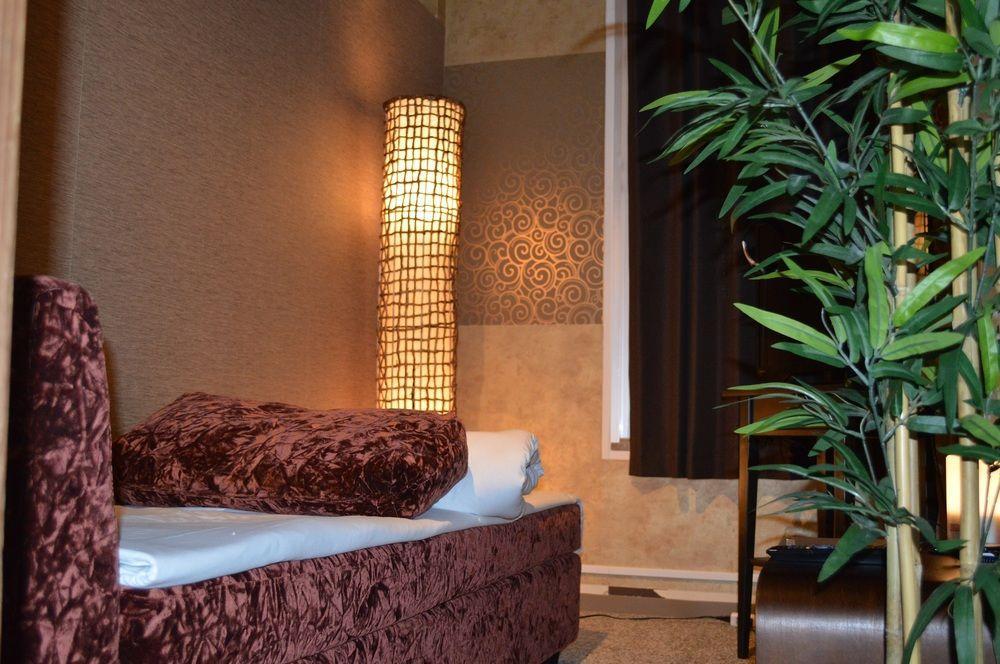 Centurion Cabin & Spa Capsule hotel 2*