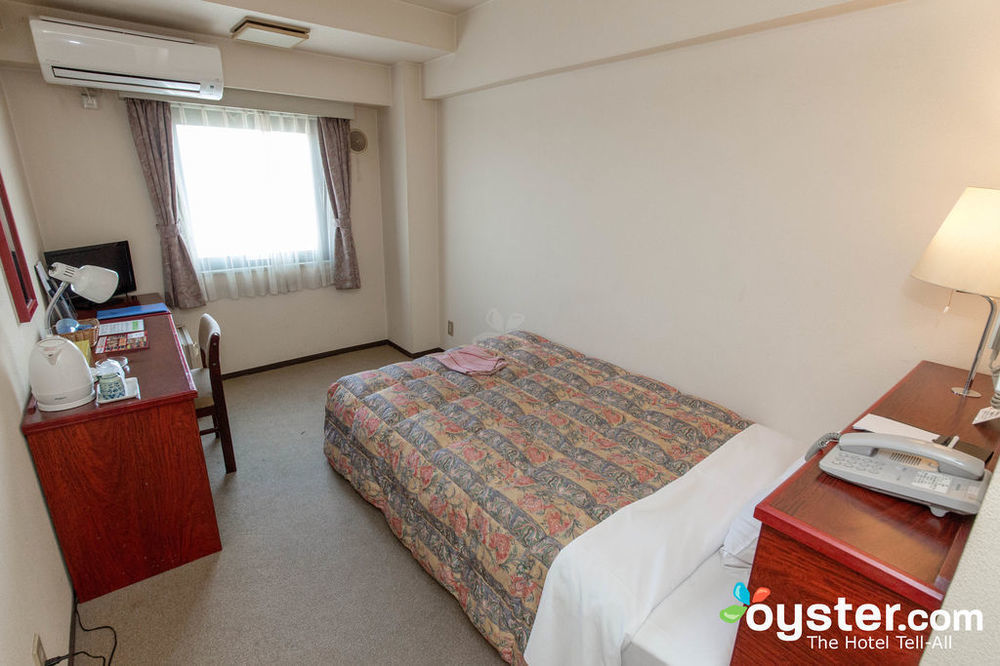 Sky Heart Koiwa Hotel 2*