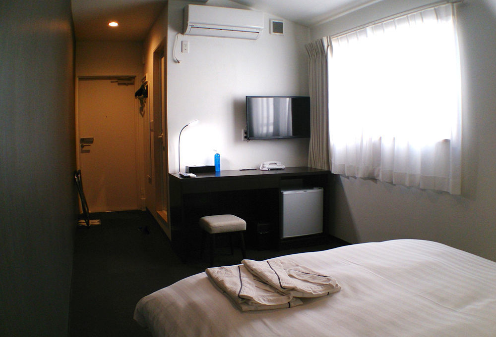 Akasaka Crystal (adults Only)