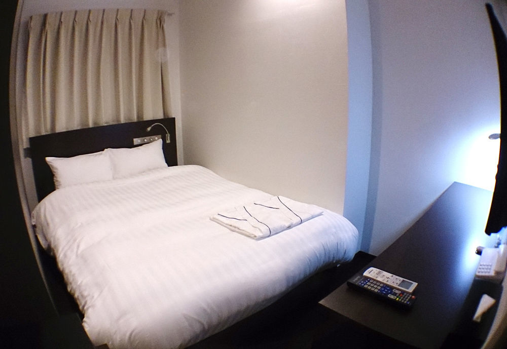 Akasaka Crystal (adults Only)