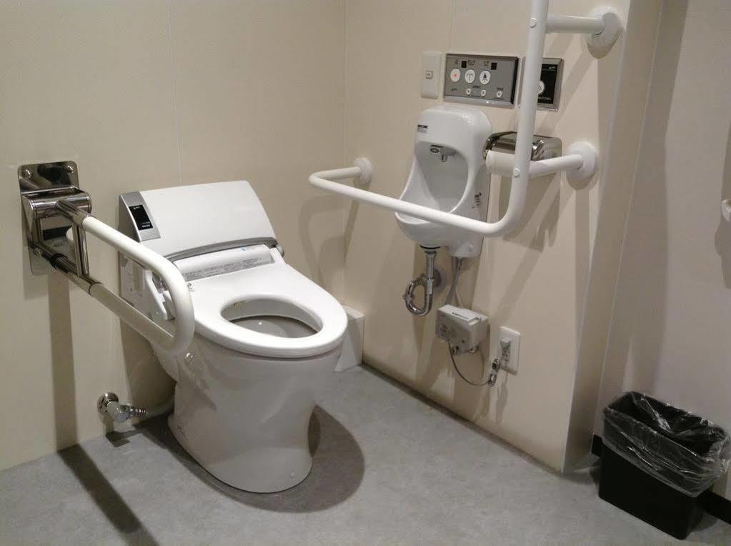First Akihabara Showa-dori Capsule hotel *
