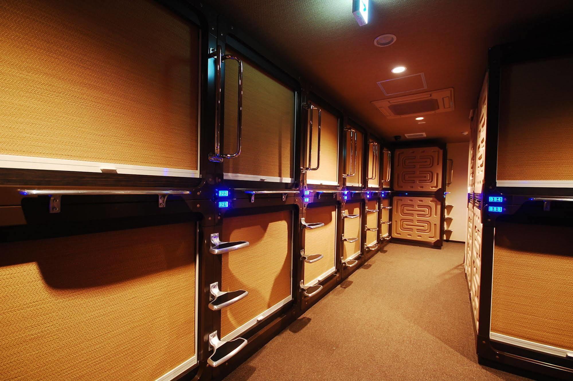 Capsule hotel Anshin Oyado Akihabara Denkigaiten