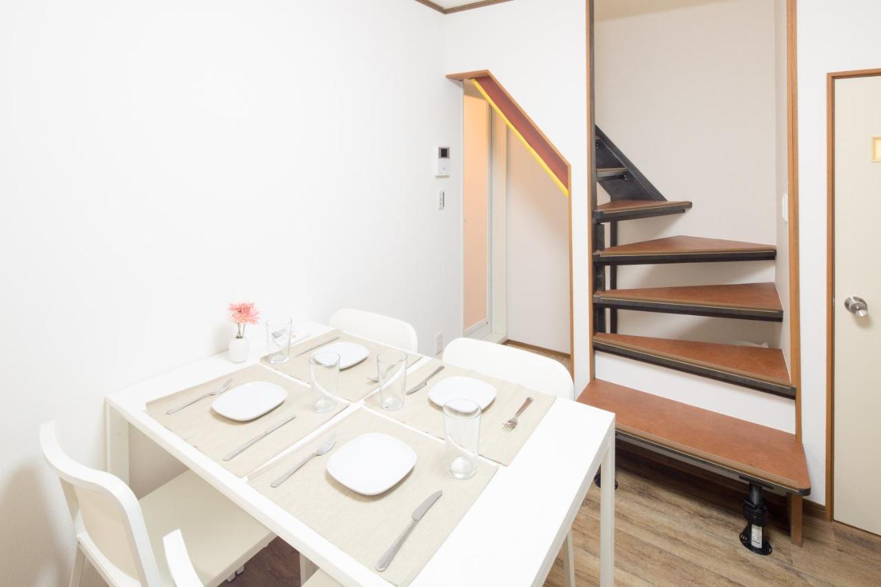 Apartment In Front Of Station Great Access Central