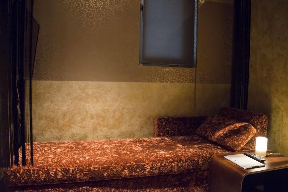Capsule hotel Centurion Cabin & Spa 2*