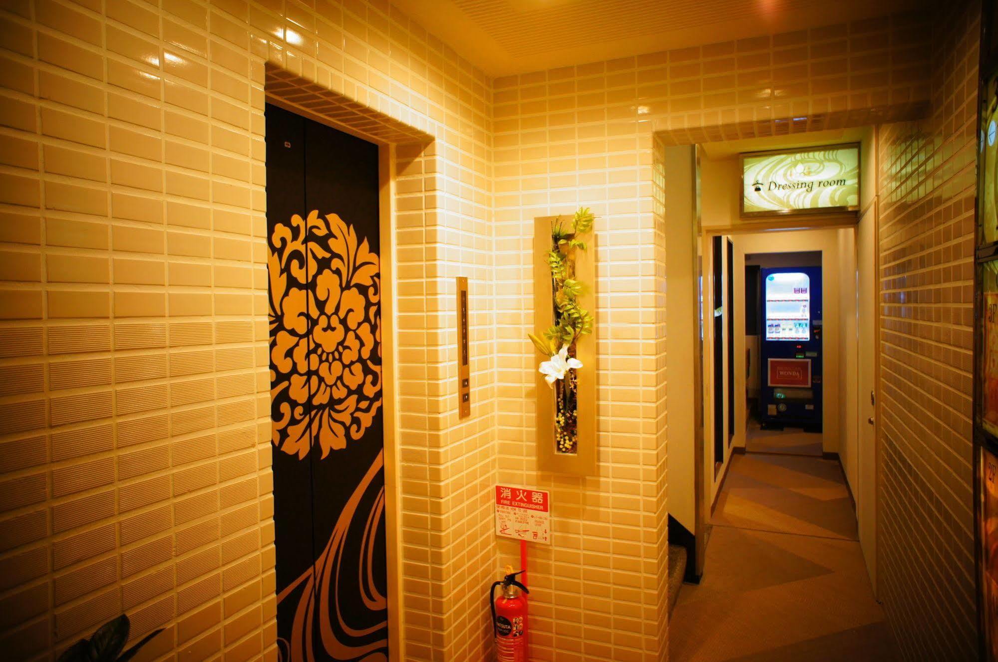 Centurion Cabin & Spa 2*