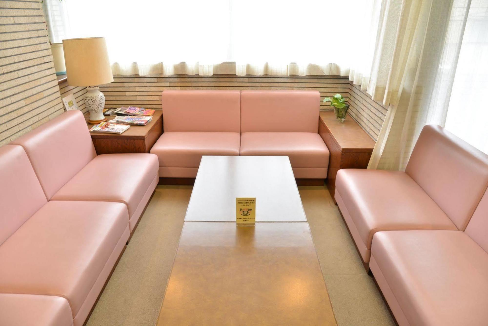 Hotel Zem 2*