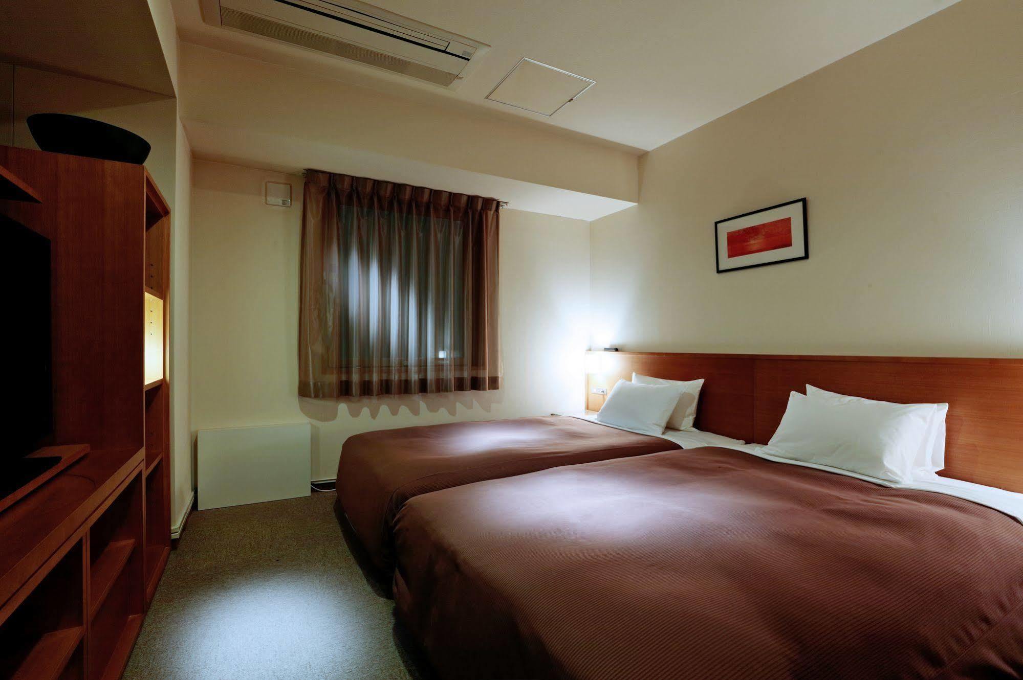 Candeo Ueno Park 3*