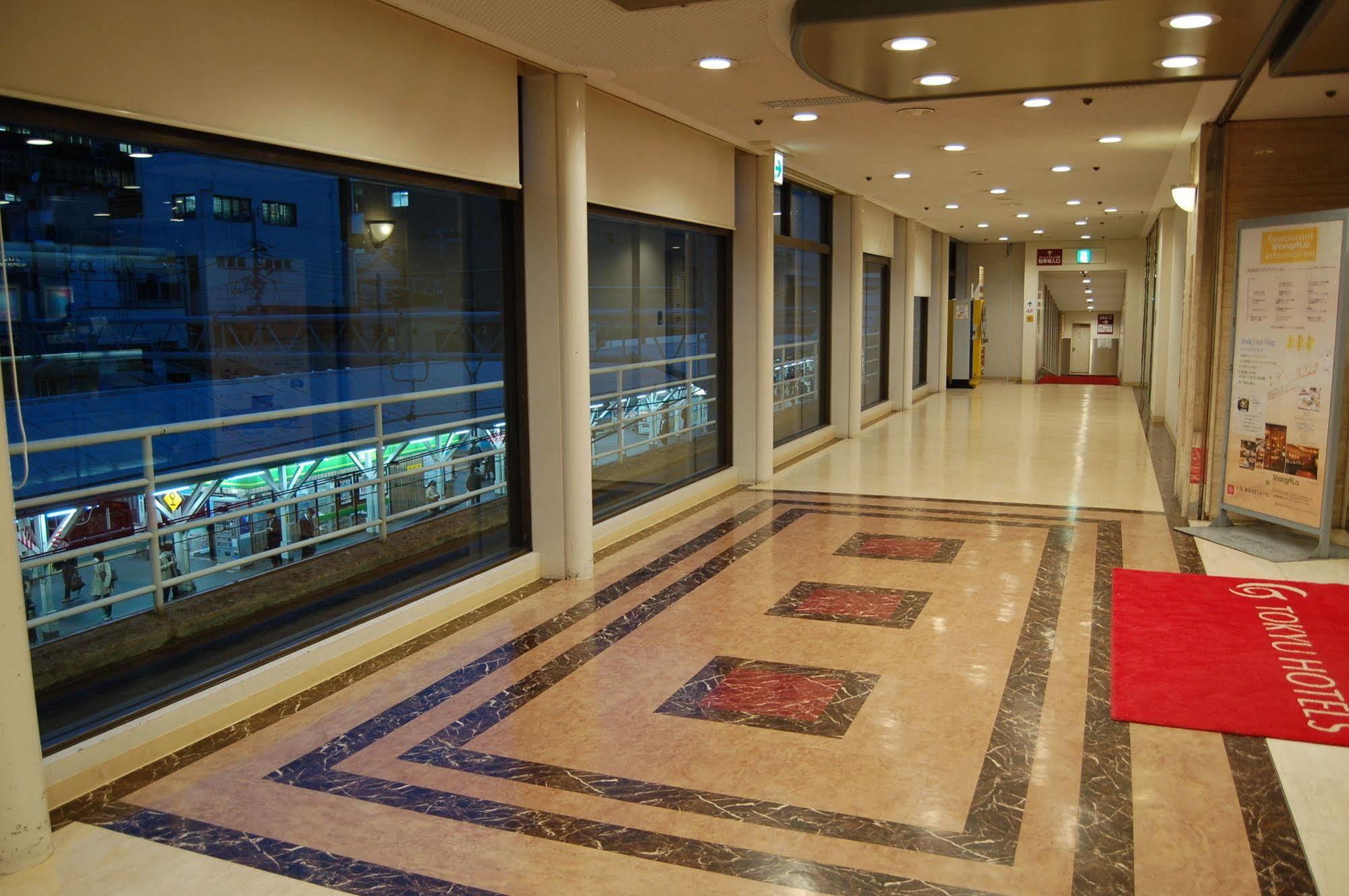 Economy hotel Omori Tokyu Rei 3*