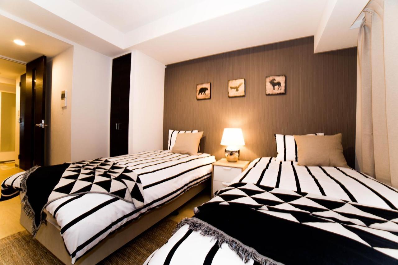 Universal Haneda Apartment