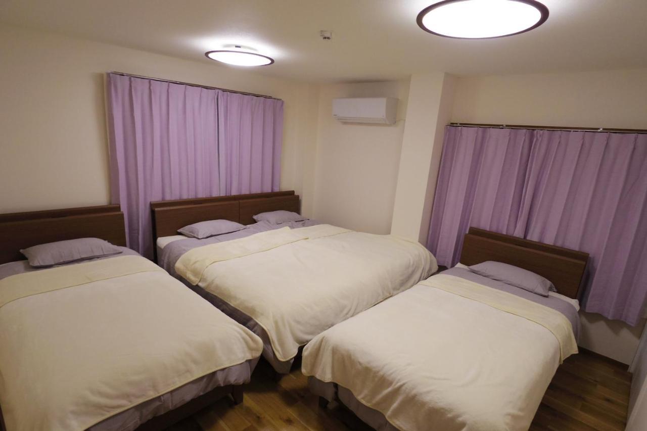 Max 11 People 90m2 Spacious 3 Bedroom House Apartment *