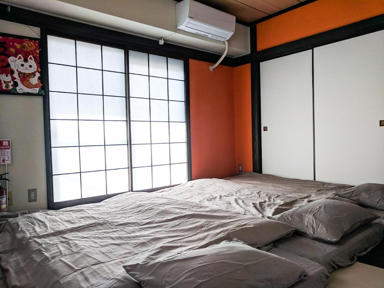 Max 11 People 90m2 Spacious 3 Bedroom House