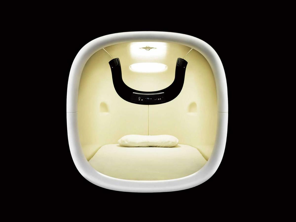 Nine Otemachi-imperial Palace Capsule hotel 2*