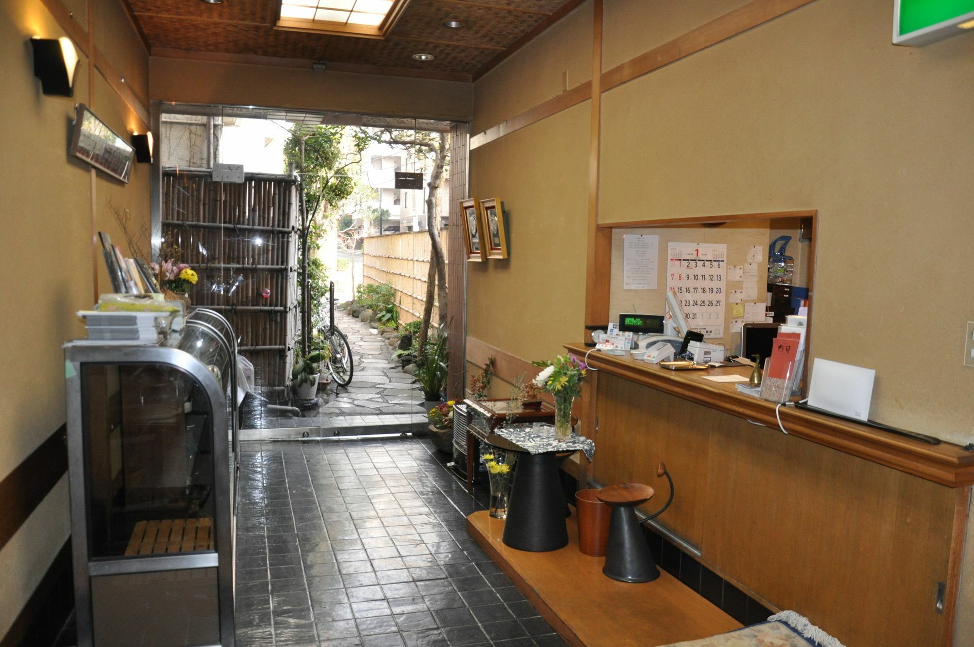Hotel Yamanaka 2*