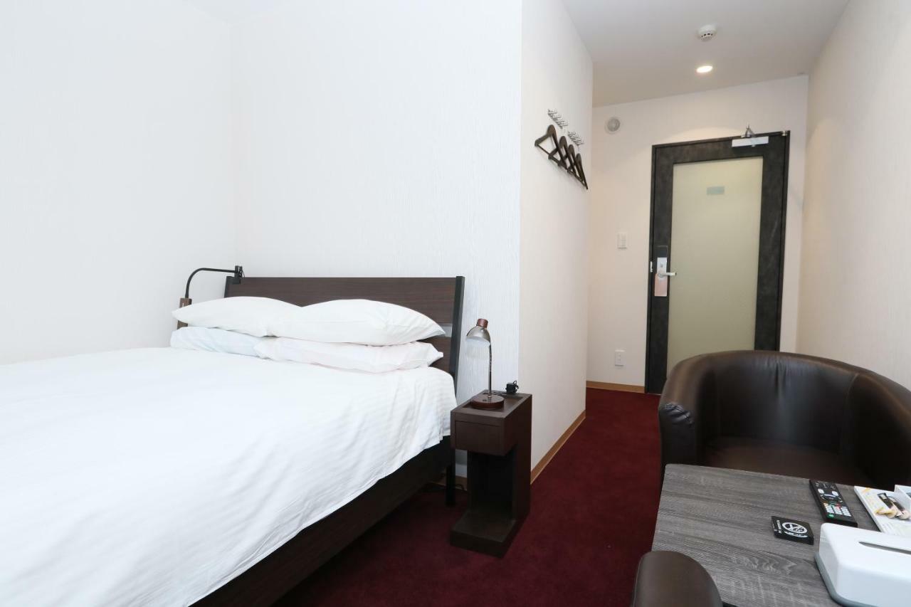 Business Capsule Lightning Asakusa Capsule hotel Tokyo