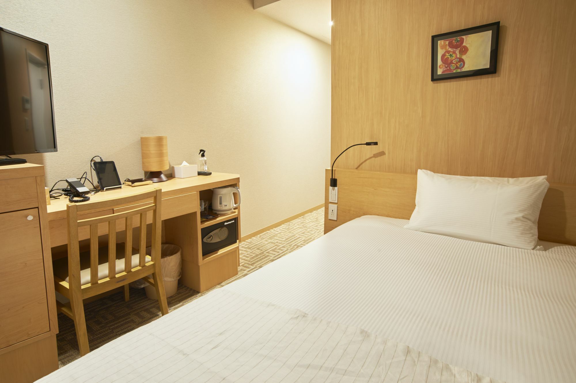 Quintessahotel Tokyohaneda Comic&books Hotel Tokyo