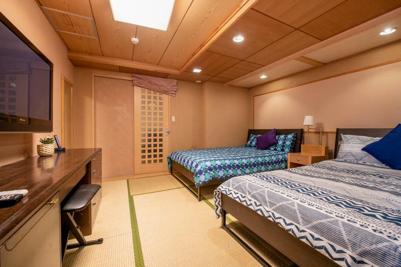 House Hostel *