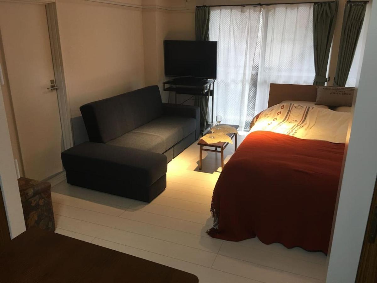 Apartment G&r House 102 *