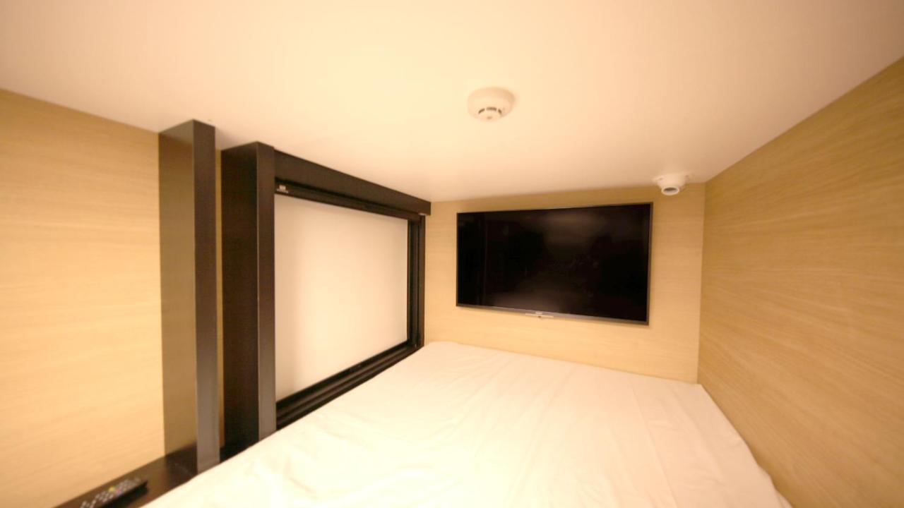 Sauna&hotel Karumaru Ikebukuro Capsule hotel Tokyo