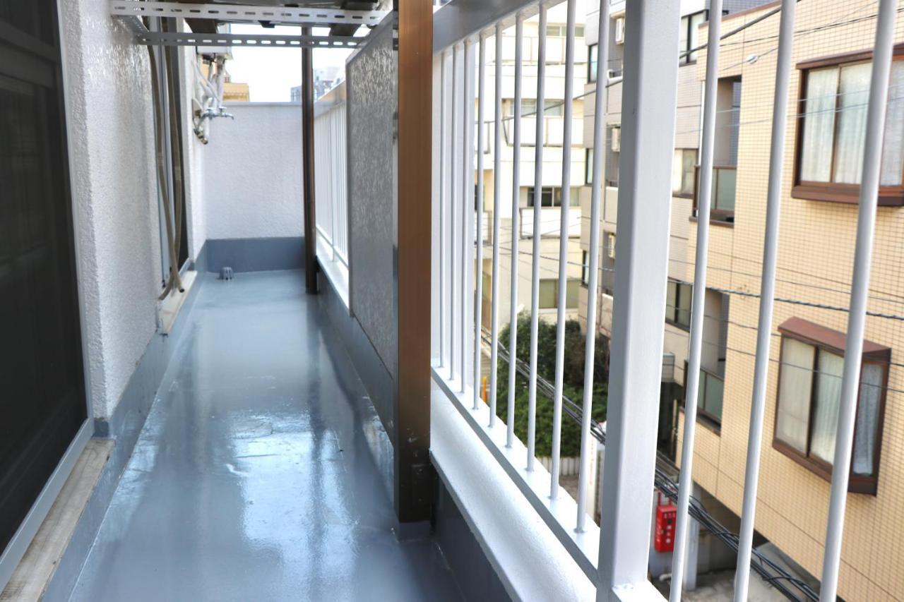 Yuyu Otsuka Apartment Tokyo