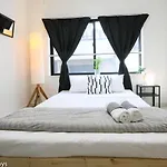 New Unit Downtown Shinjuku, Heart Of Tokyo With Easy Access Shibuya & Shinjuku! Ghg23