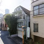 【楽宿nishishinjuku】新築3階建 まるまる貸切最大8名 駅近5分 各階wifi 飲食多数