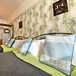 Comptoir Room 705