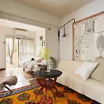 Holiday Places /Shibuya 5Min By Train