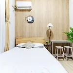 新宿商圈 车站徒步3分钟 -Shinjuku Center 3Min To Sta.