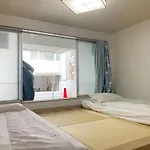 Ikebukuro 11 Min Walk池袋中心地带#高速无限制网 # 半地下室房间 #1F
