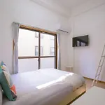 閑静な住宅街_暖かく居心地の良いデザイン Eos-J